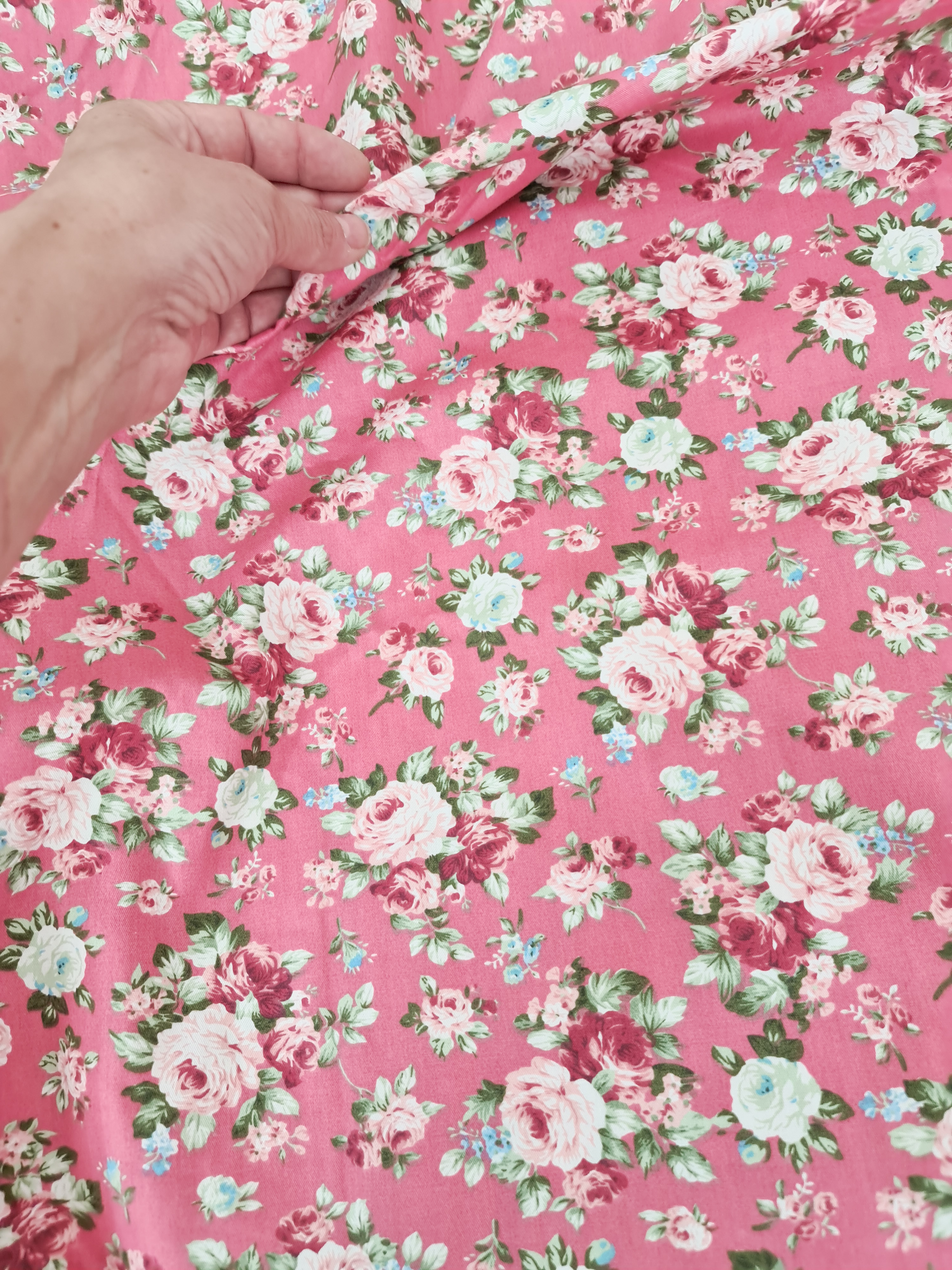 картинка Ткань хлопок "Розы прованса  "  нежный бордо  , сатин   от магазина Ариши Рукодельные нежности